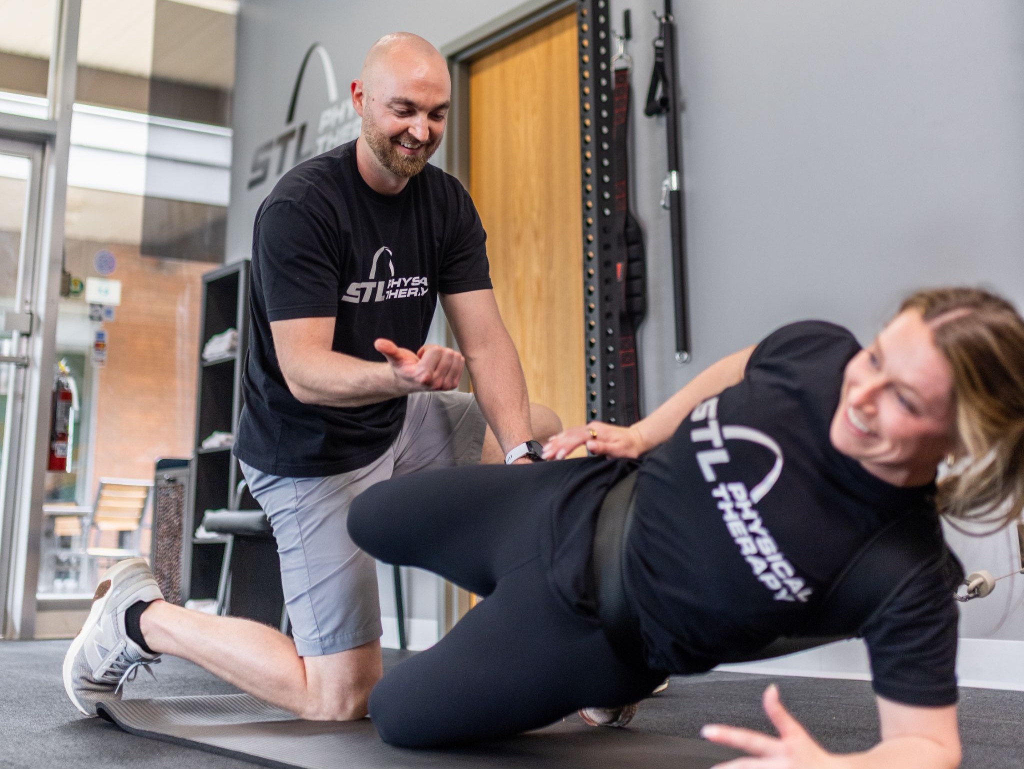 Cash-Based vs. Insurance-Based Physical Therapy: What’s the Difference?